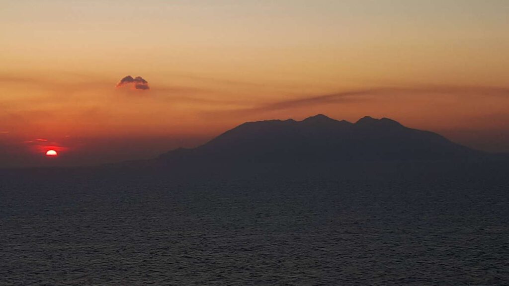 Gün Batımı Eşliğinde Semadirek Manzarası
